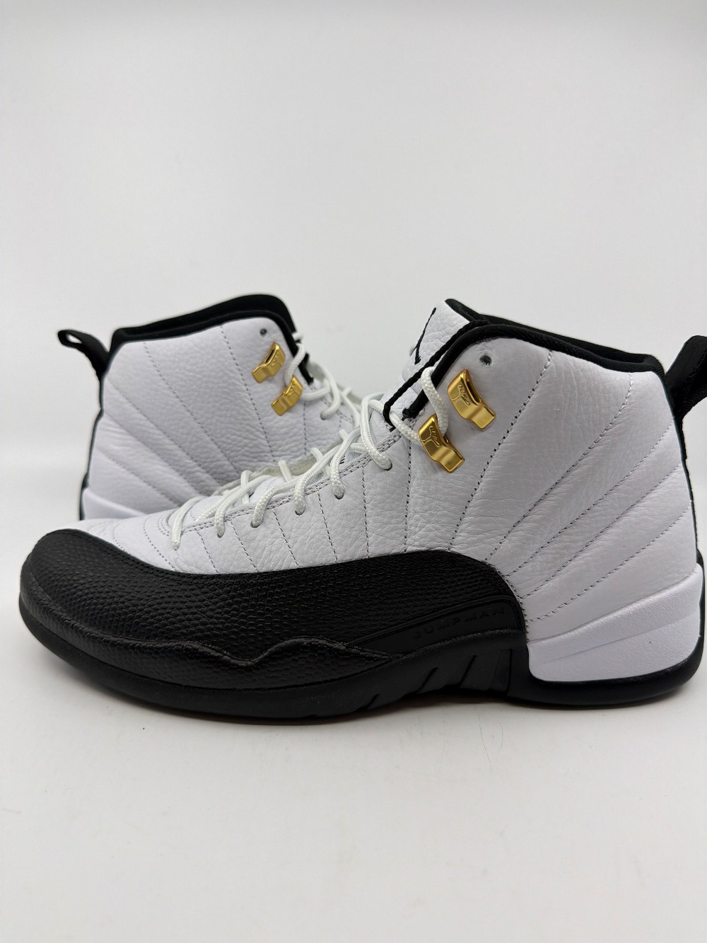 *USED* AJ 12 - TAXI (2025)