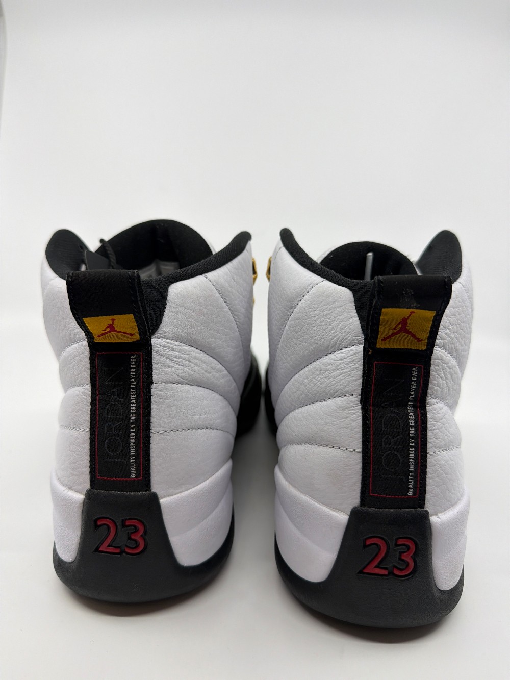 *USED* AJ 12 - TAXI (2025)