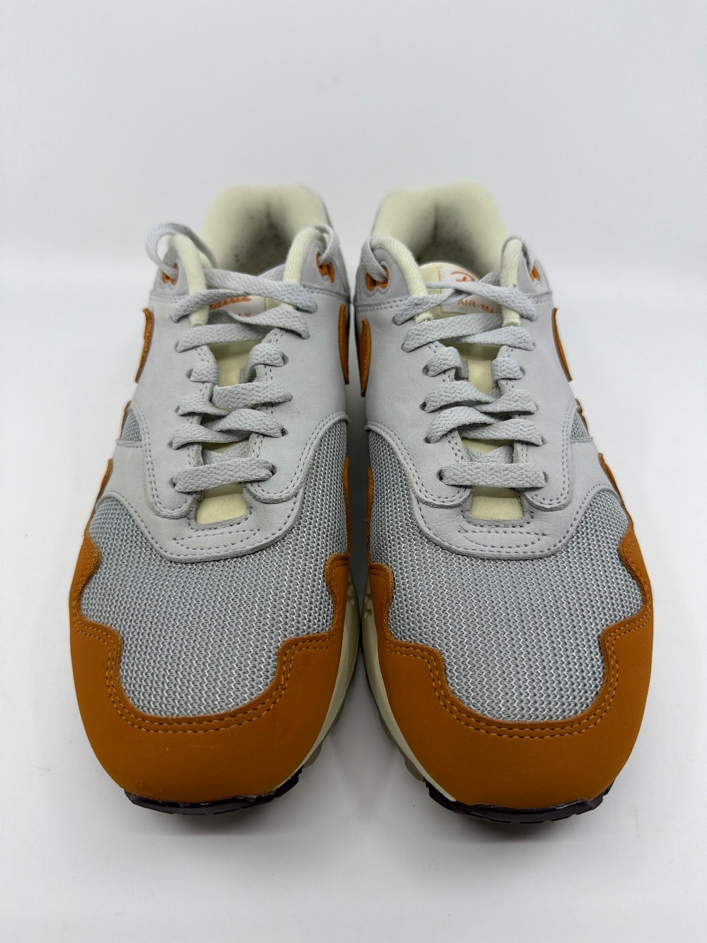 *USED* NIKE AIR MAX 1 - PATTA WAVES MONARCH (WITH BRACELET)