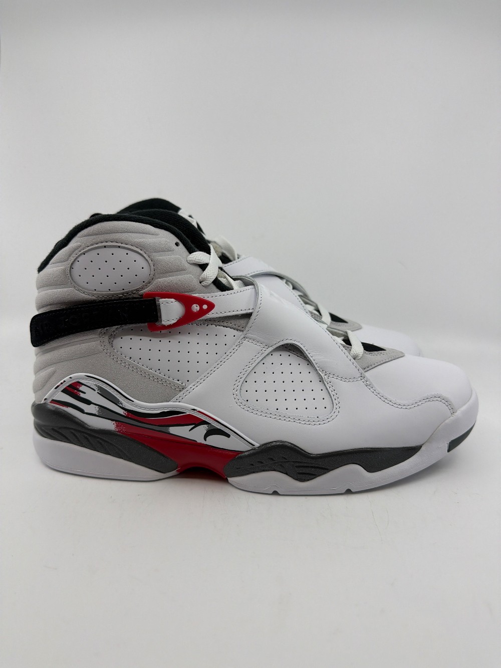 AJ 8 - WHITE TRUE RED (2025)