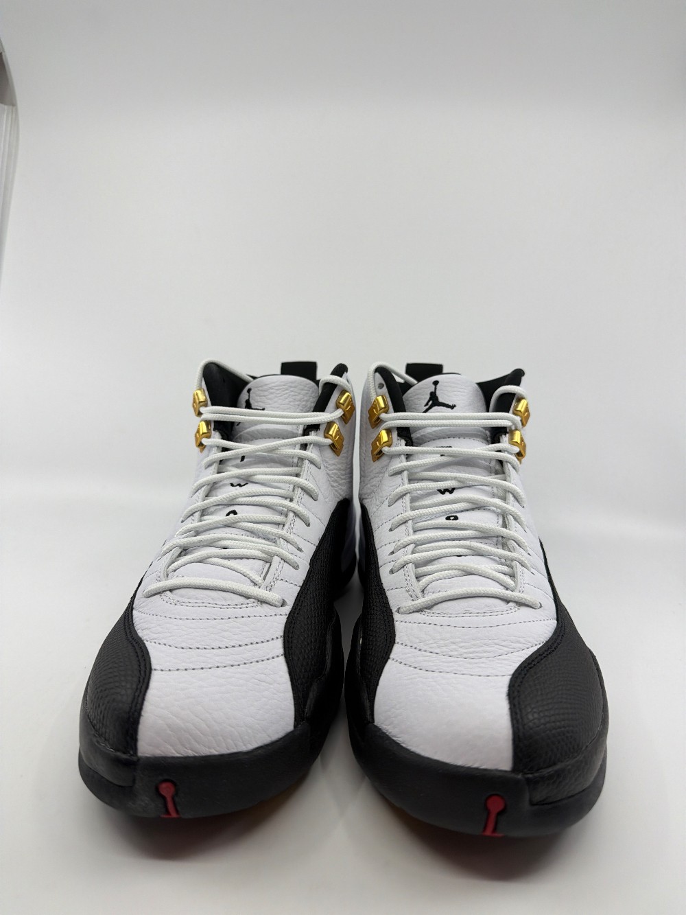 AJ 12 - TAXI (2025)