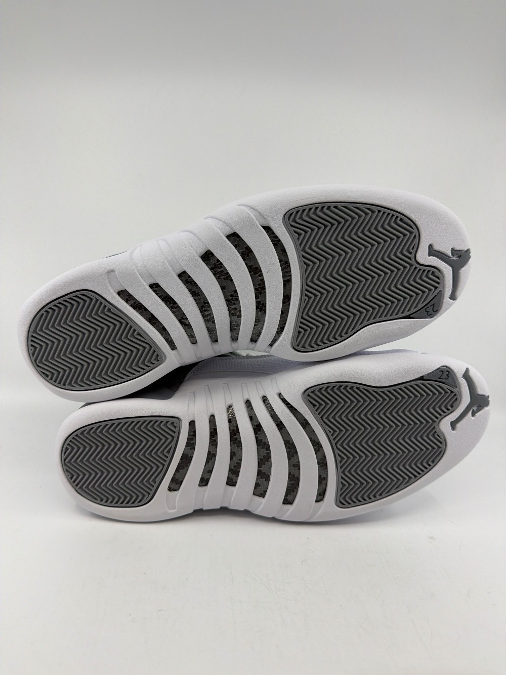 AJ 12 - STEALTH