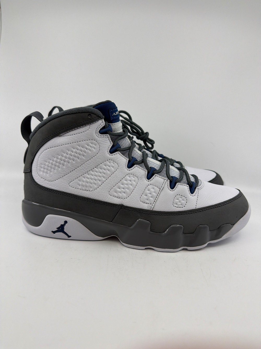 AJ 9 - FLINT GREY FRENCH BLUE (2026)