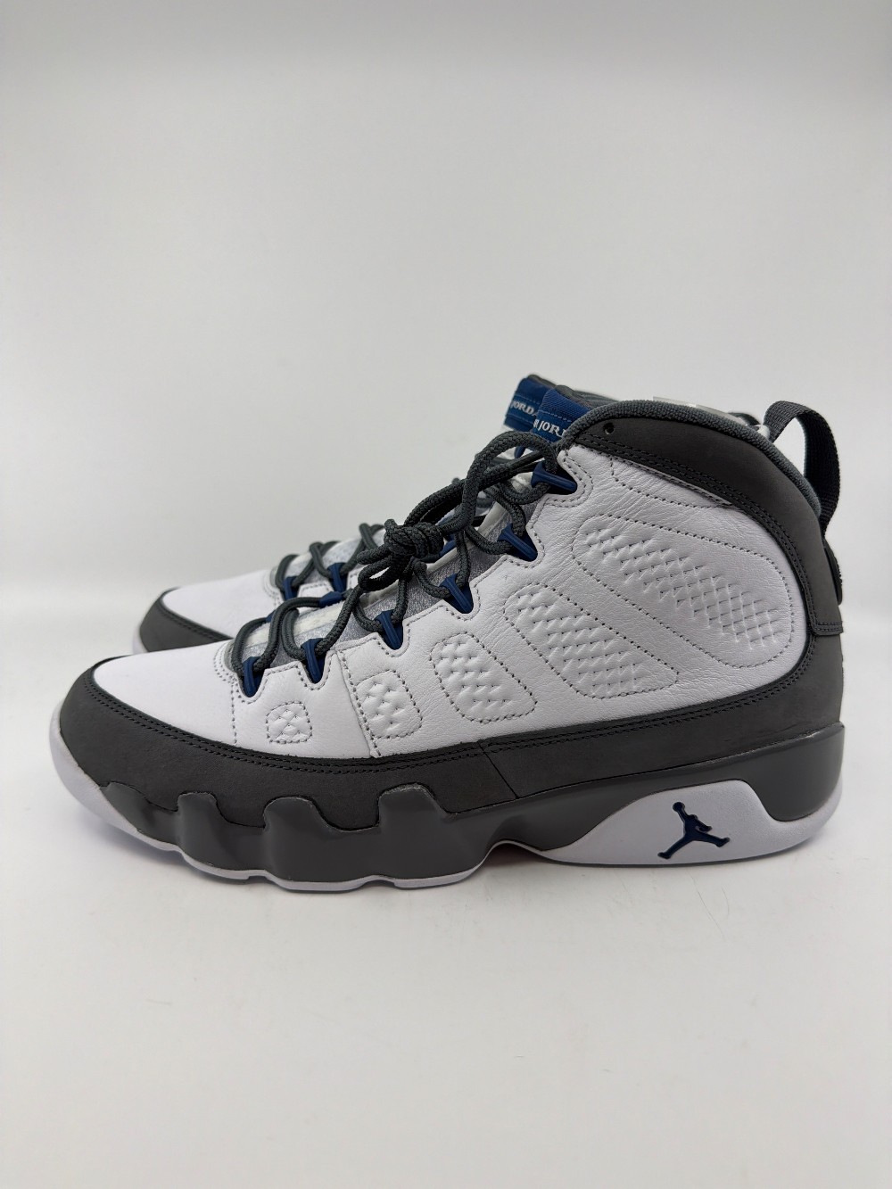 AJ 9 - FLINT GREY FRENCH BLUE (2026)