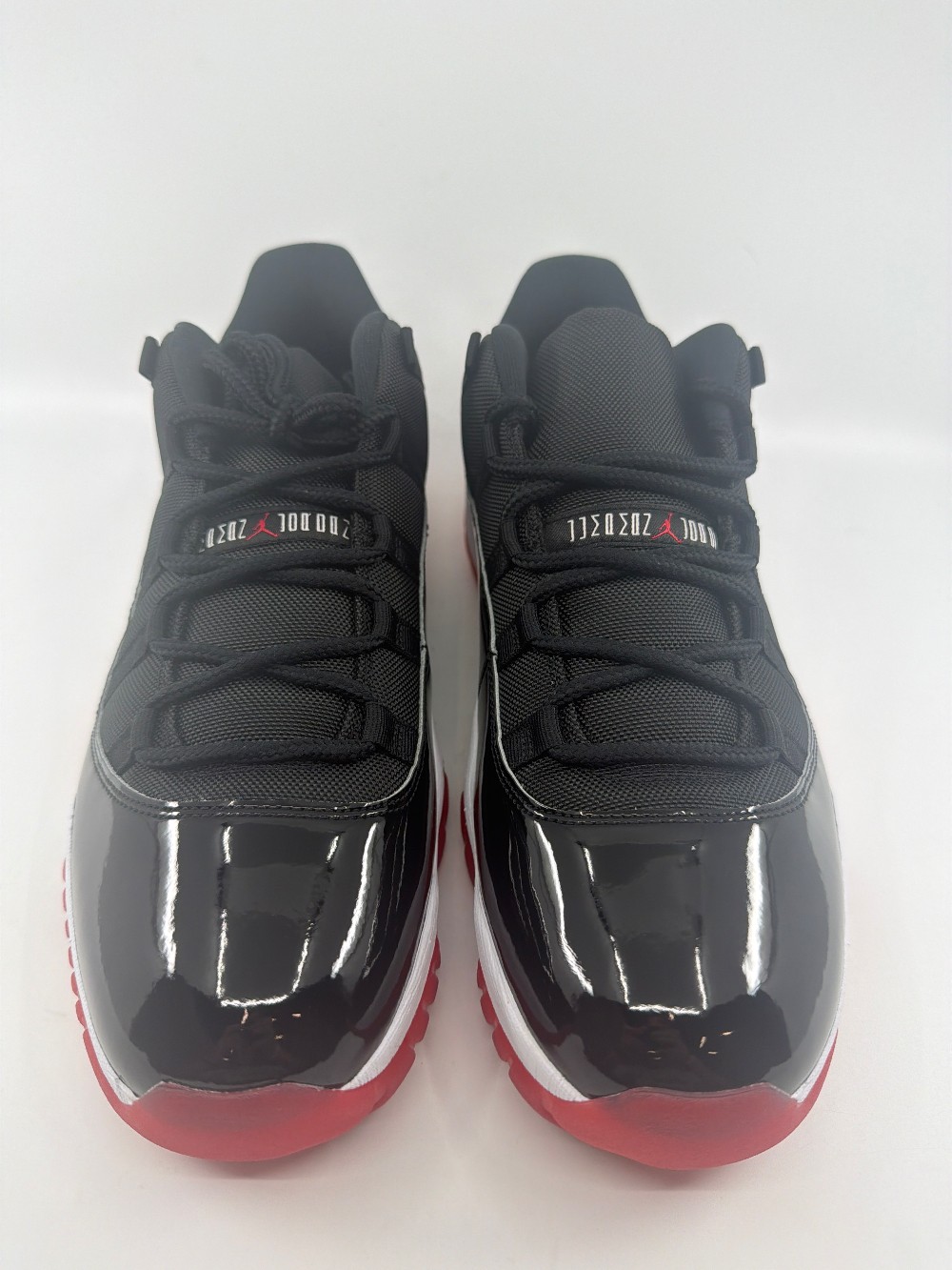 AJ 11 LOW - BRED (2025)