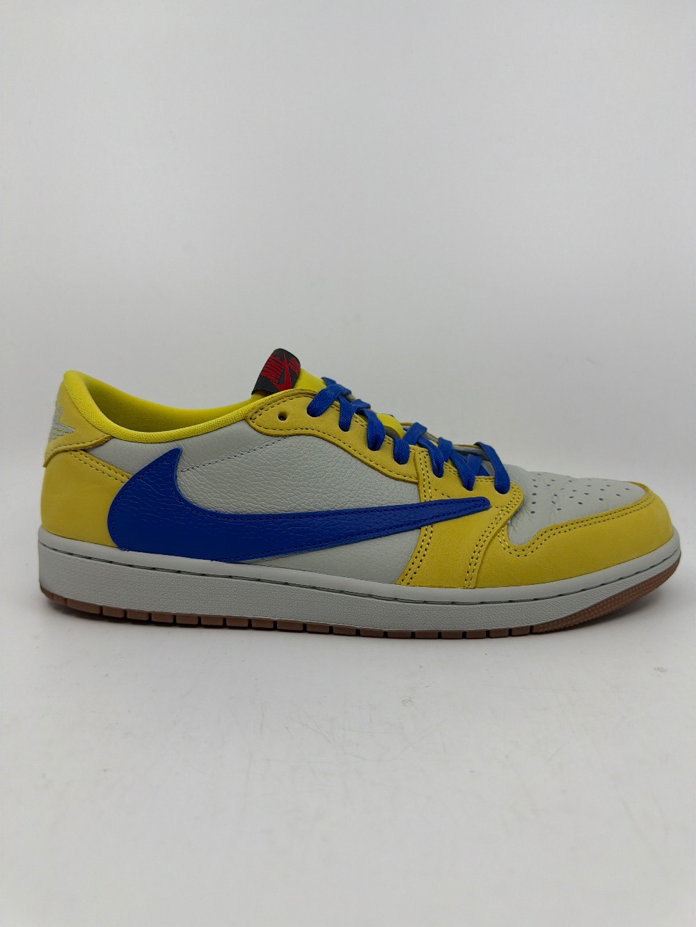 *USED* AJ 1 LOW X TRAVIS SCOTT (W) - CANARY