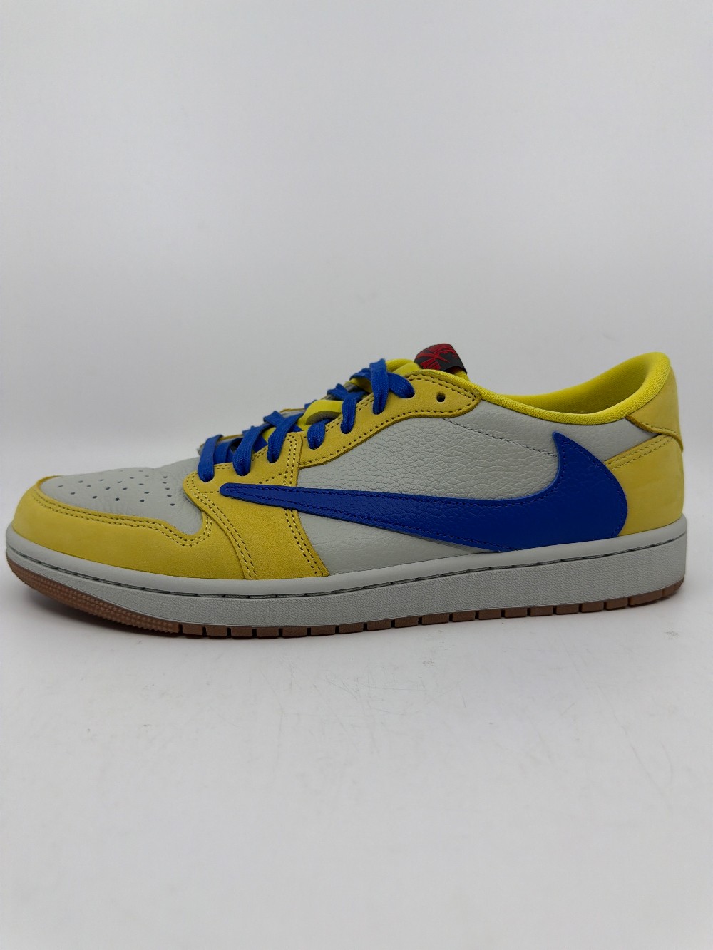 *USED* AJ 1 LOW X TRAVIS SCOTT (W) - CANARY