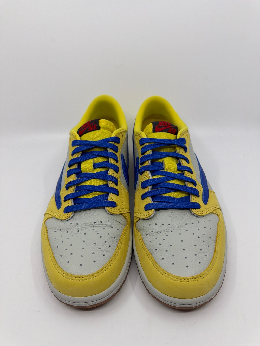 *USED* AJ 1 LOW X TRAVIS SCOTT (W) - CANARY