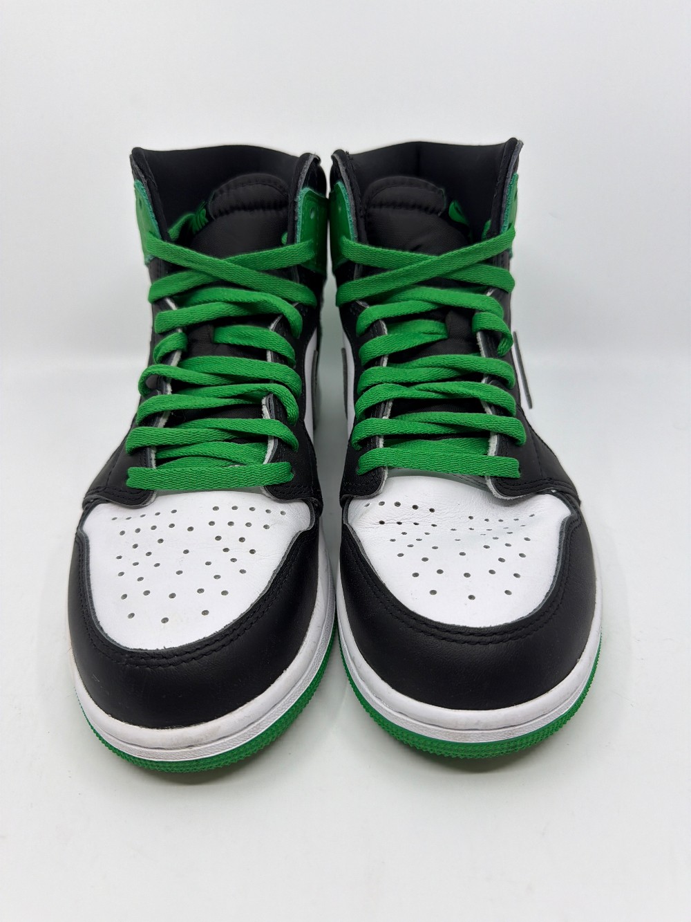 *USED* AJ 1 - LUCKY GREEN