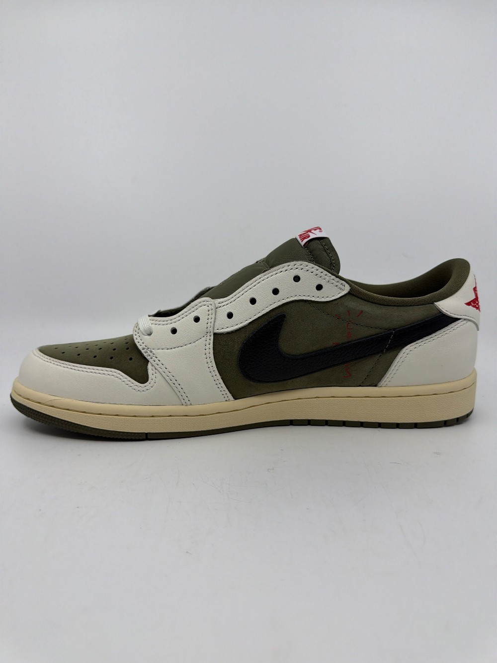 AJ 1 LOW X TRAVIS SCOTT - MEDIUM OLIVE