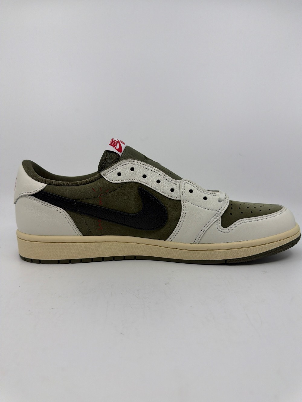 AJ 1 LOW X TRAVIS SCOTT - MEDIUM OLIVE