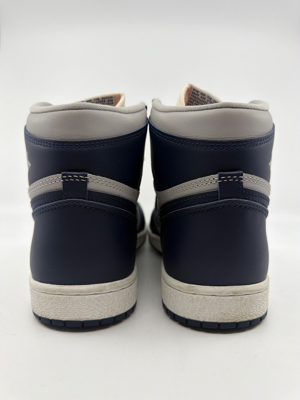 *USED* AJ 1 - GEOREGOWN