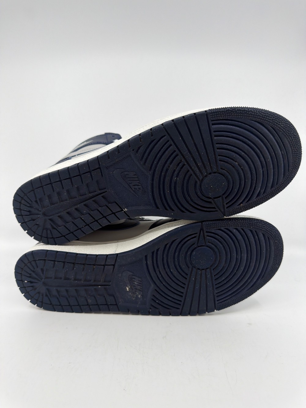 *USED* AJ 1 - GEOREGOWN