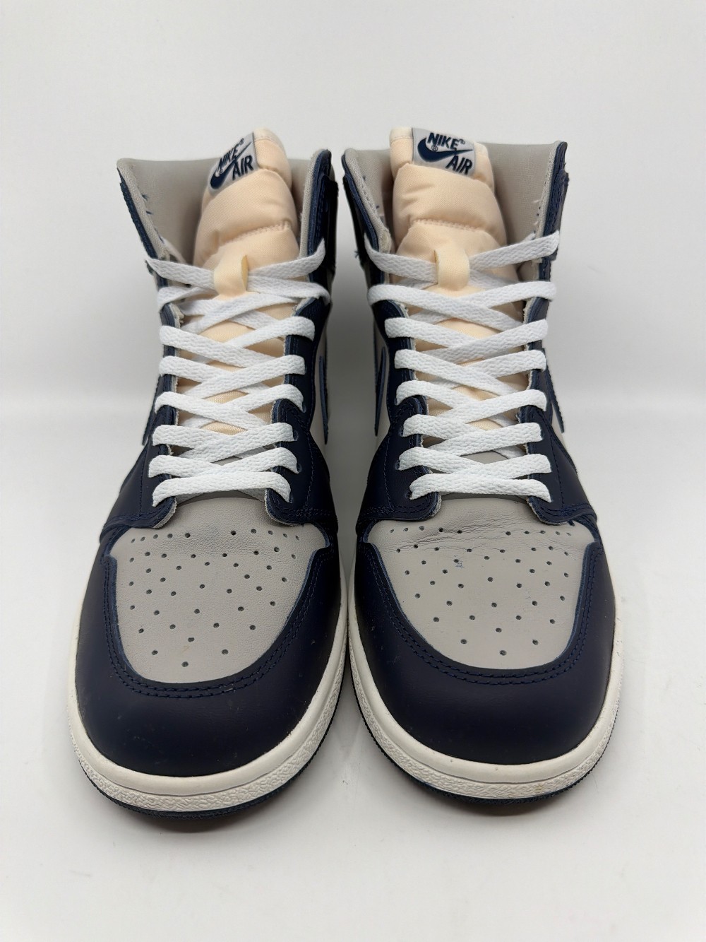 *USED* AJ 1 - GEOREGOWN