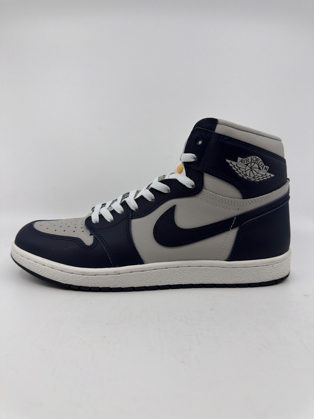 *USED* AJ 1 - GEOREGOWN