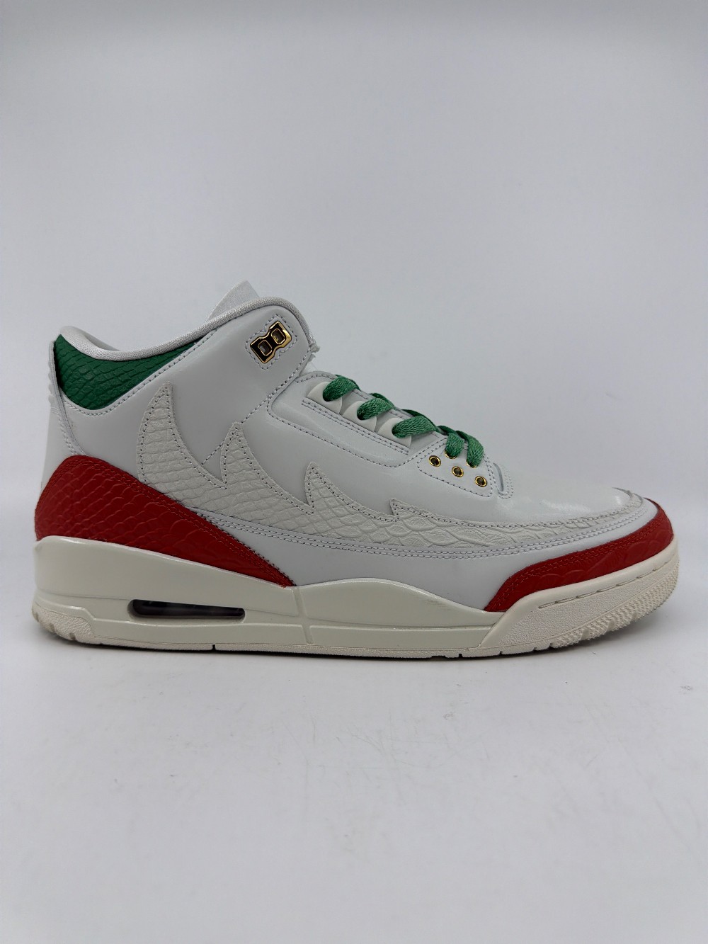 *USED* AJ 3 - EL VUELO SUMMIT WHITE