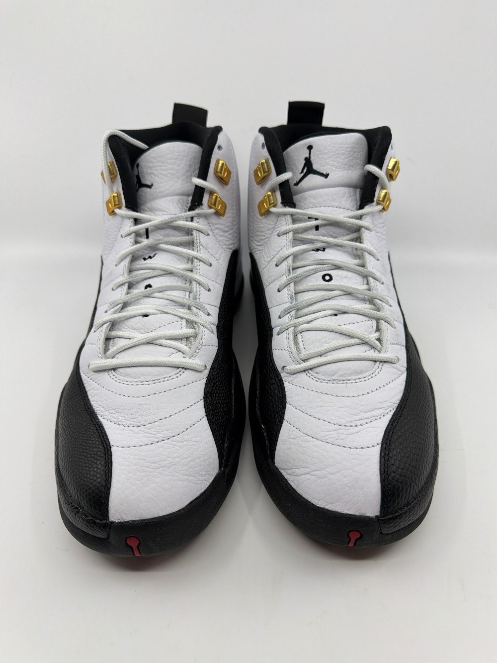 *USED* AJ 12 - TAXI (2025)