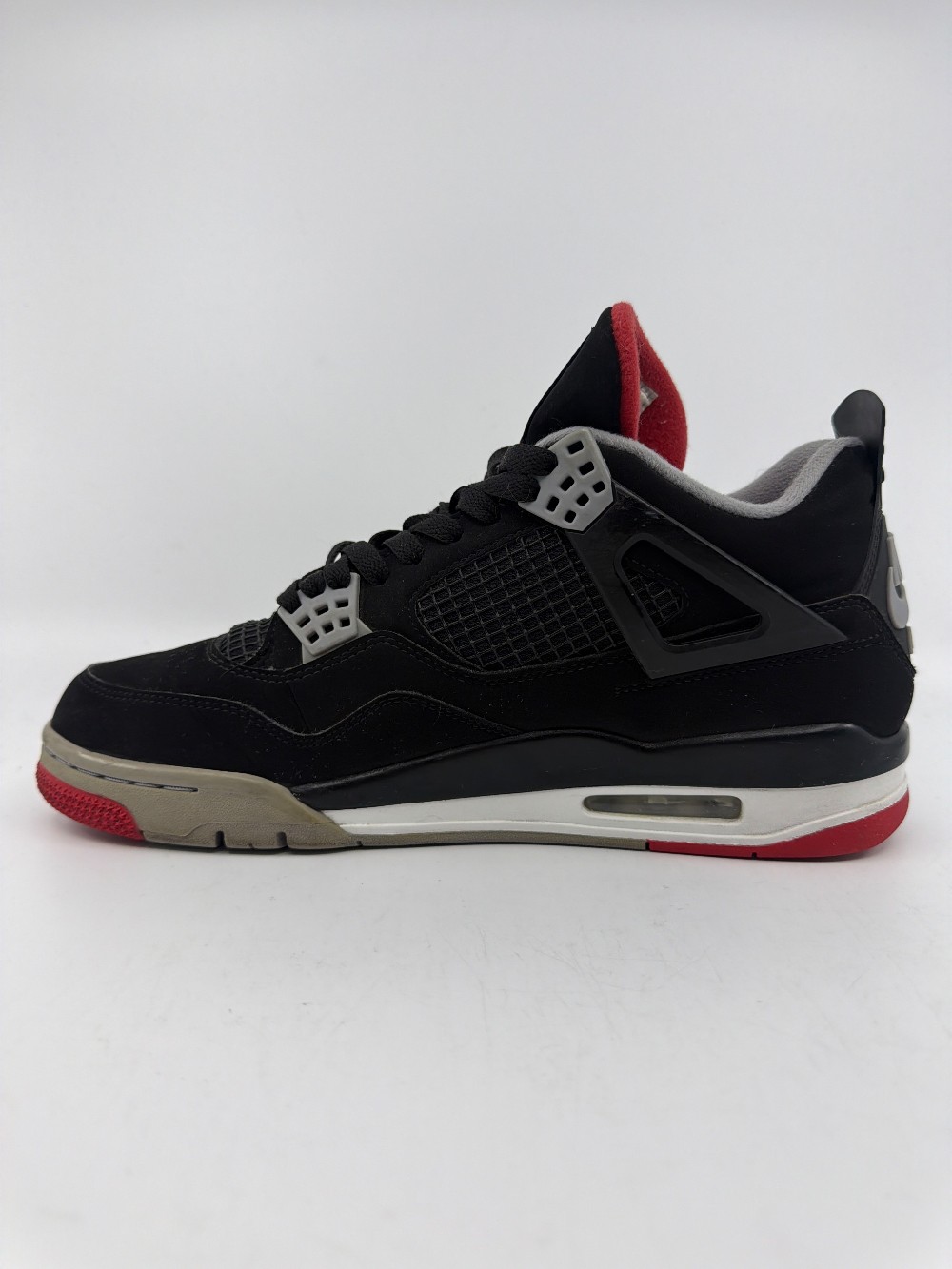 *USED/REP BOX* AJ 4 - BRED (2019)