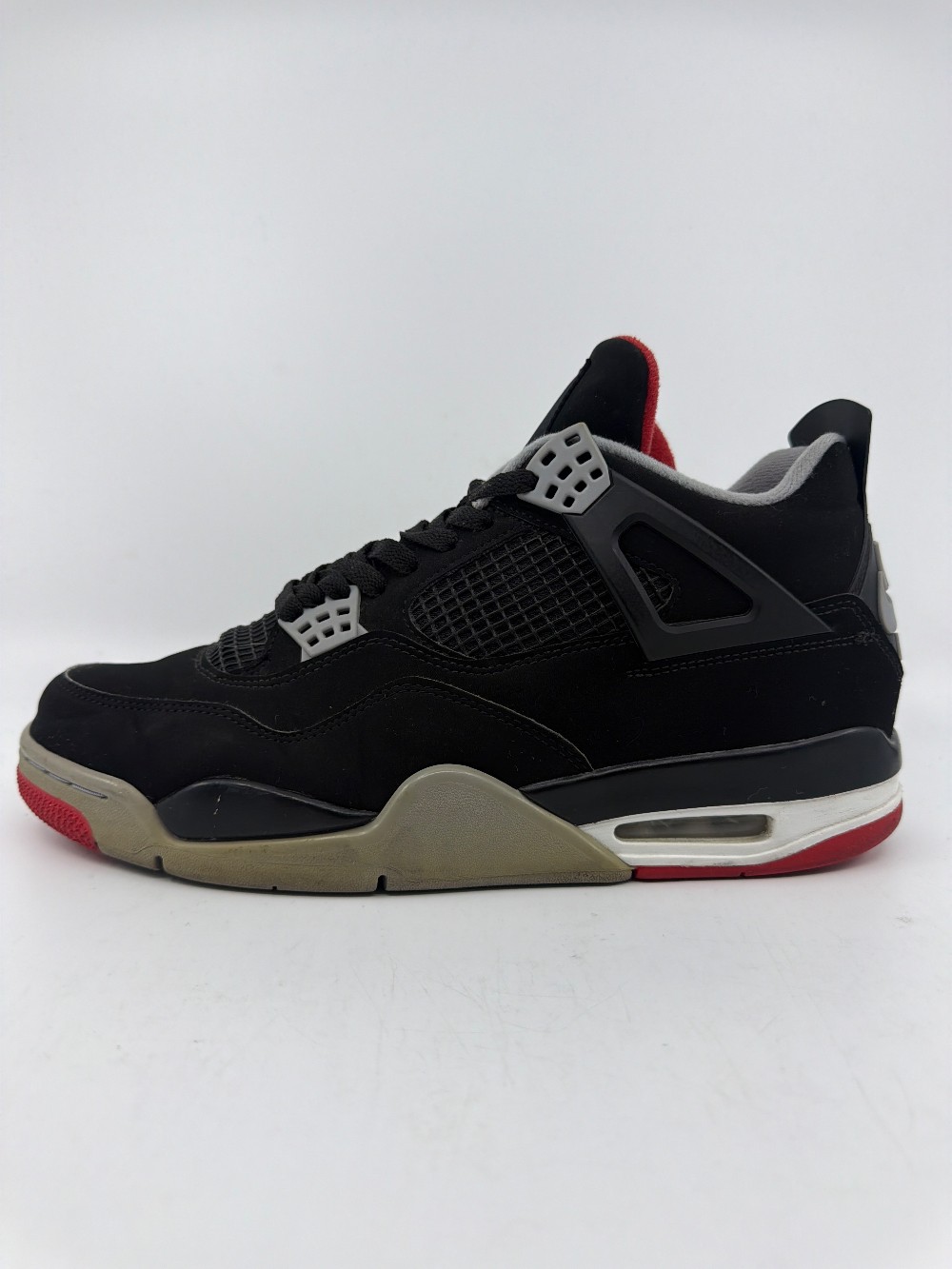 *USED/REP BOX* AJ 4 - BRED (2019)