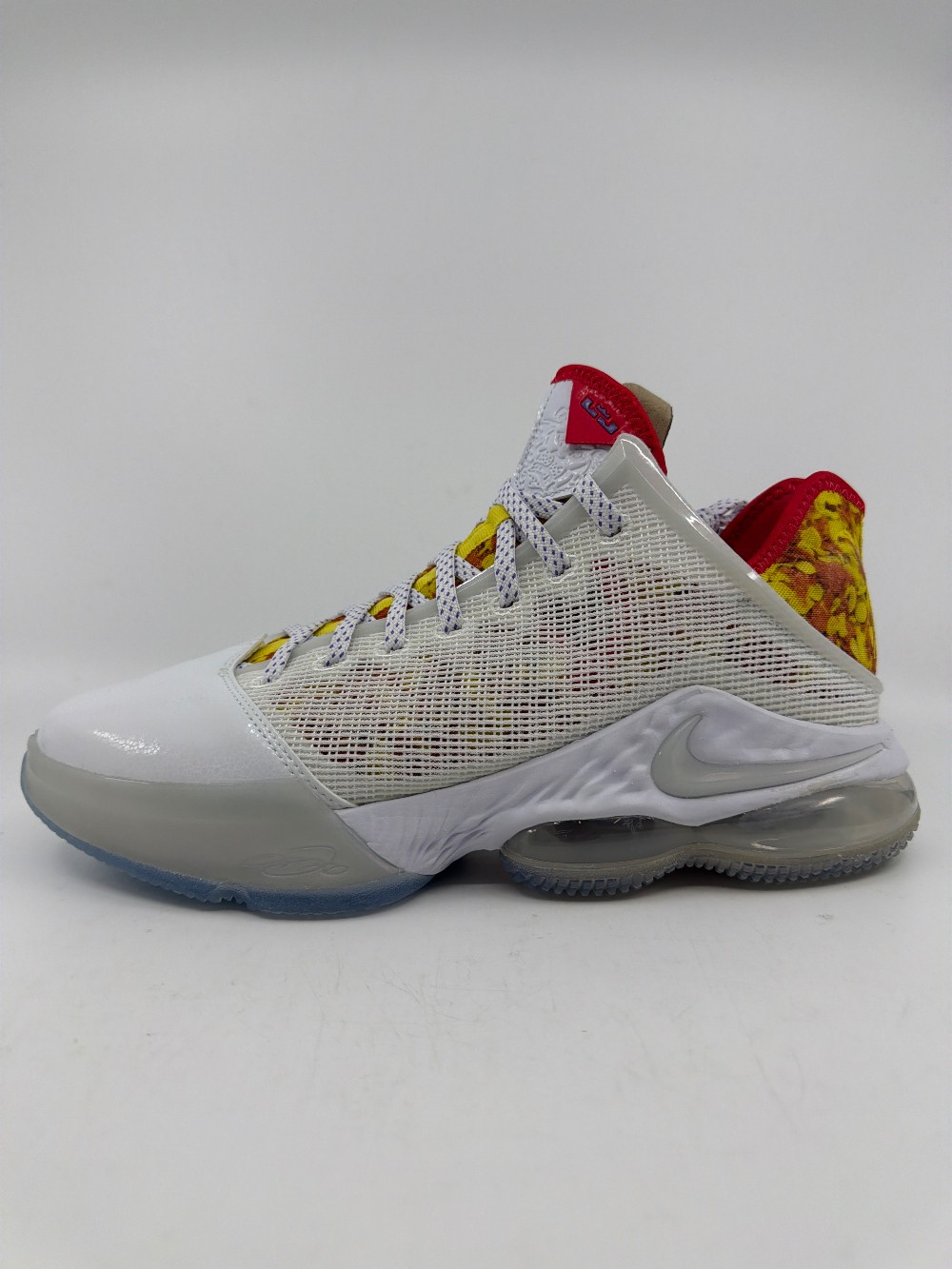 NIKE LEBRON 19 LOW - MAGIC FRUITY PEBBLES