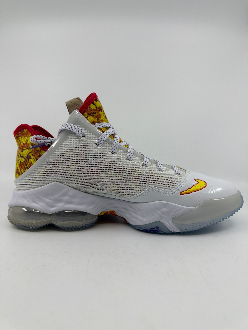 NIKE LEBRON 19 LOW - MAGIC FRUITY PEBBLES