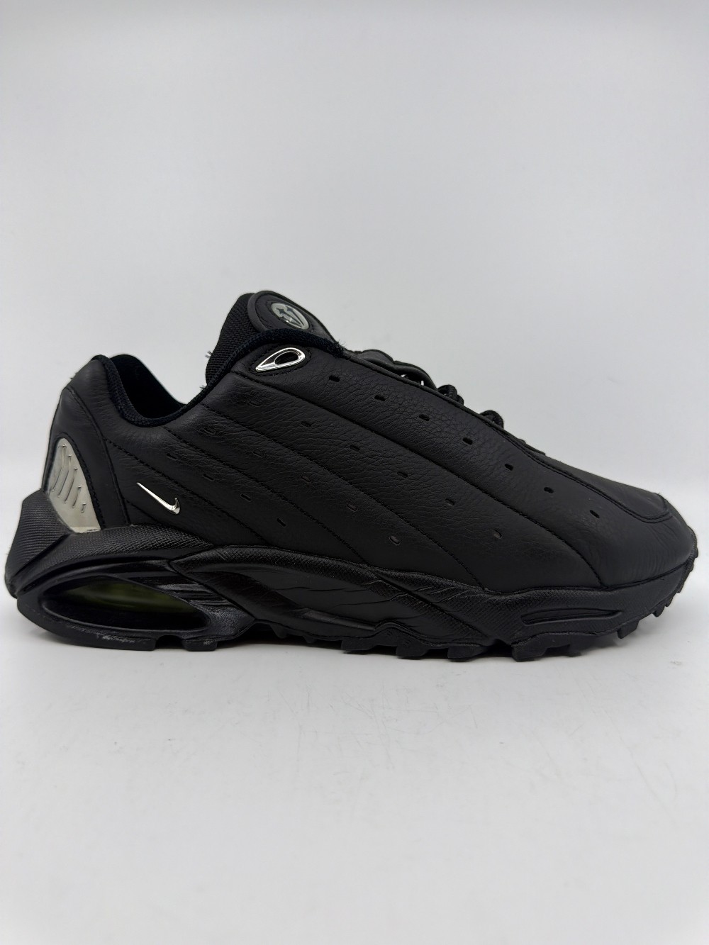 *USED* NIKE HOT STEP AIR TERRA X DRAKE NOCTA - TRIPLE BLACK