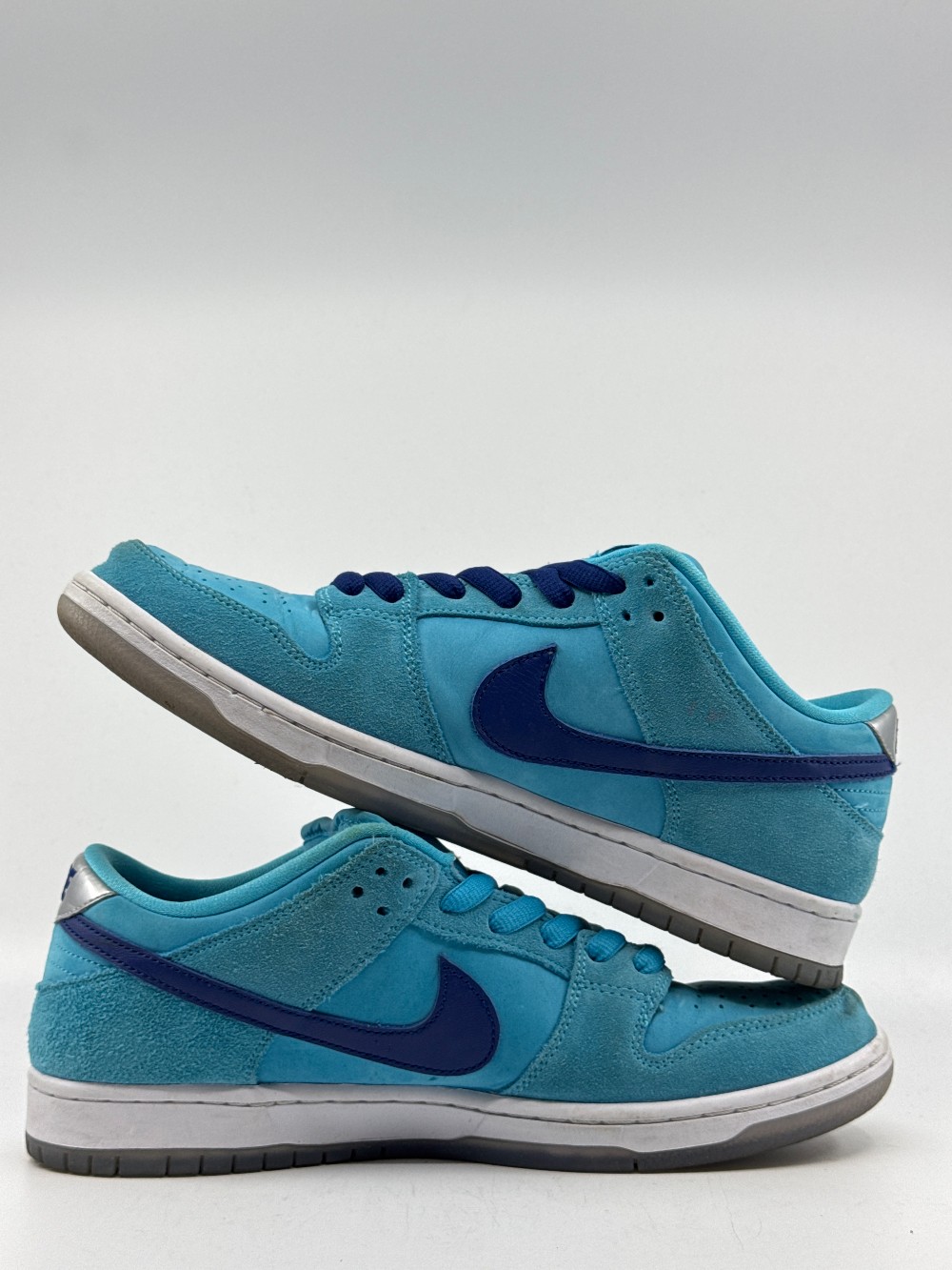 *USED* NIKE SB DUNK LOW - BLUE FURY