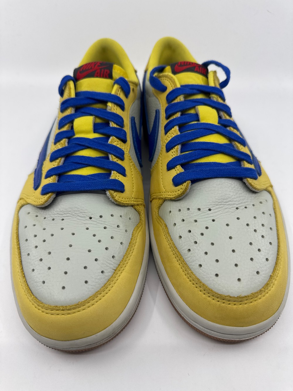 *USED* AJ 1 LOW (W)  X TRAVIS SCOTT - CANARY