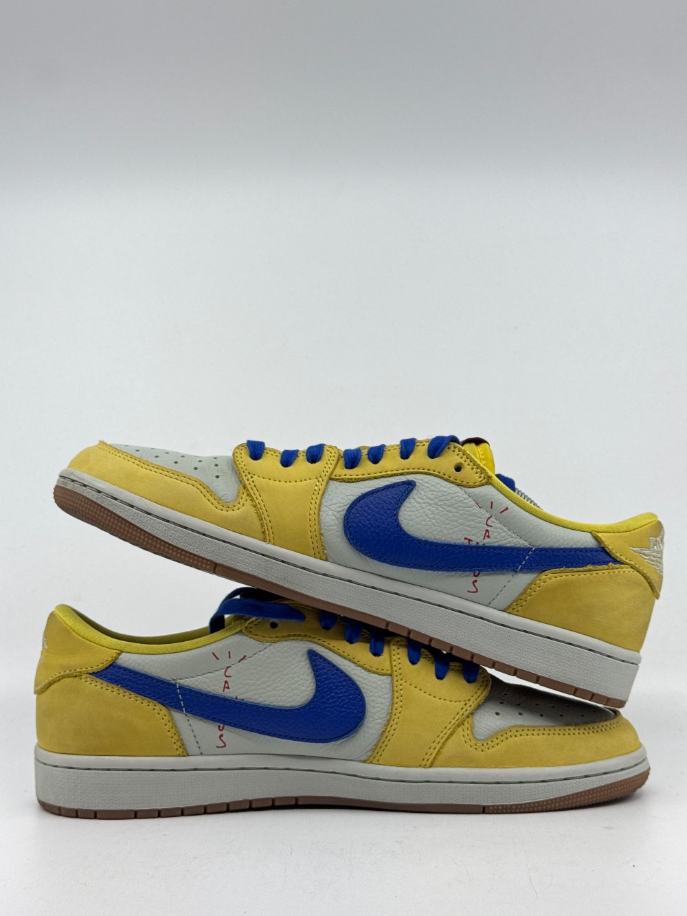 *USED* AJ 1 LOW (W)  X TRAVIS SCOTT - CANARY