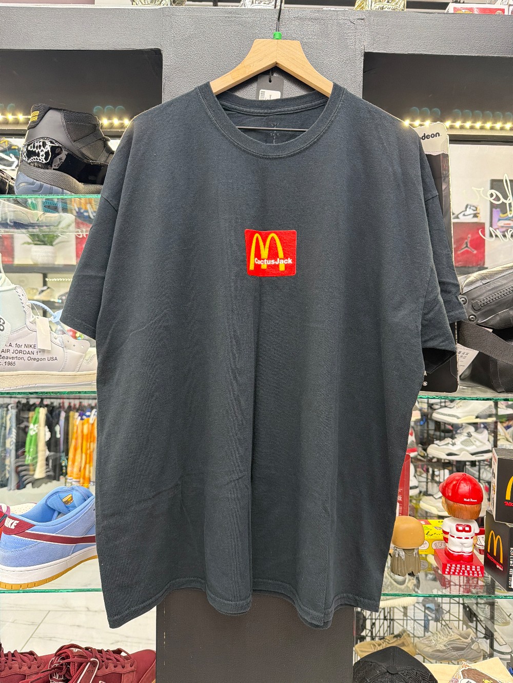 *USED* TRAVIS SCOTT X MCDONALDS TEE - SESAME SEED SCRIPT