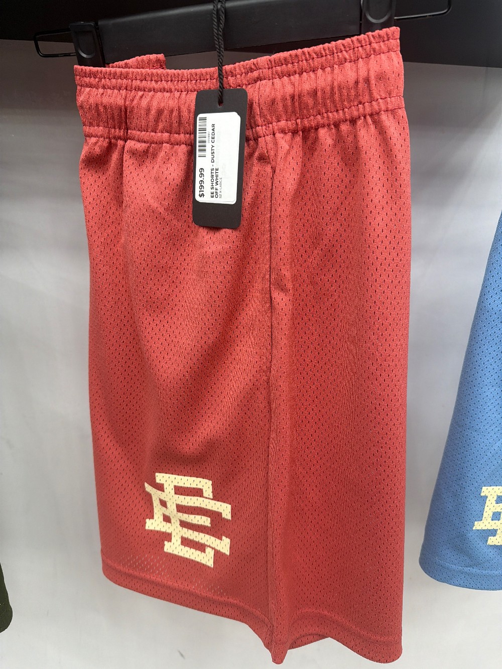 EE SHORTS - DUSTY CEDAR OFF WHITE