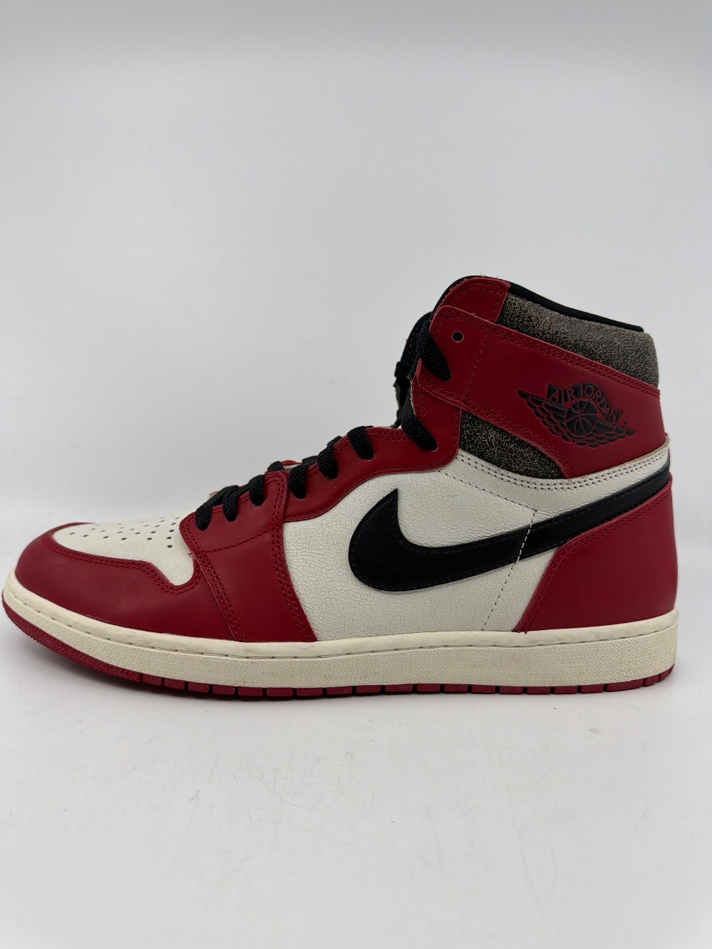 *USED/NO BOX* AJ 1 - CHICAGO LOST AND FOUND (2022)