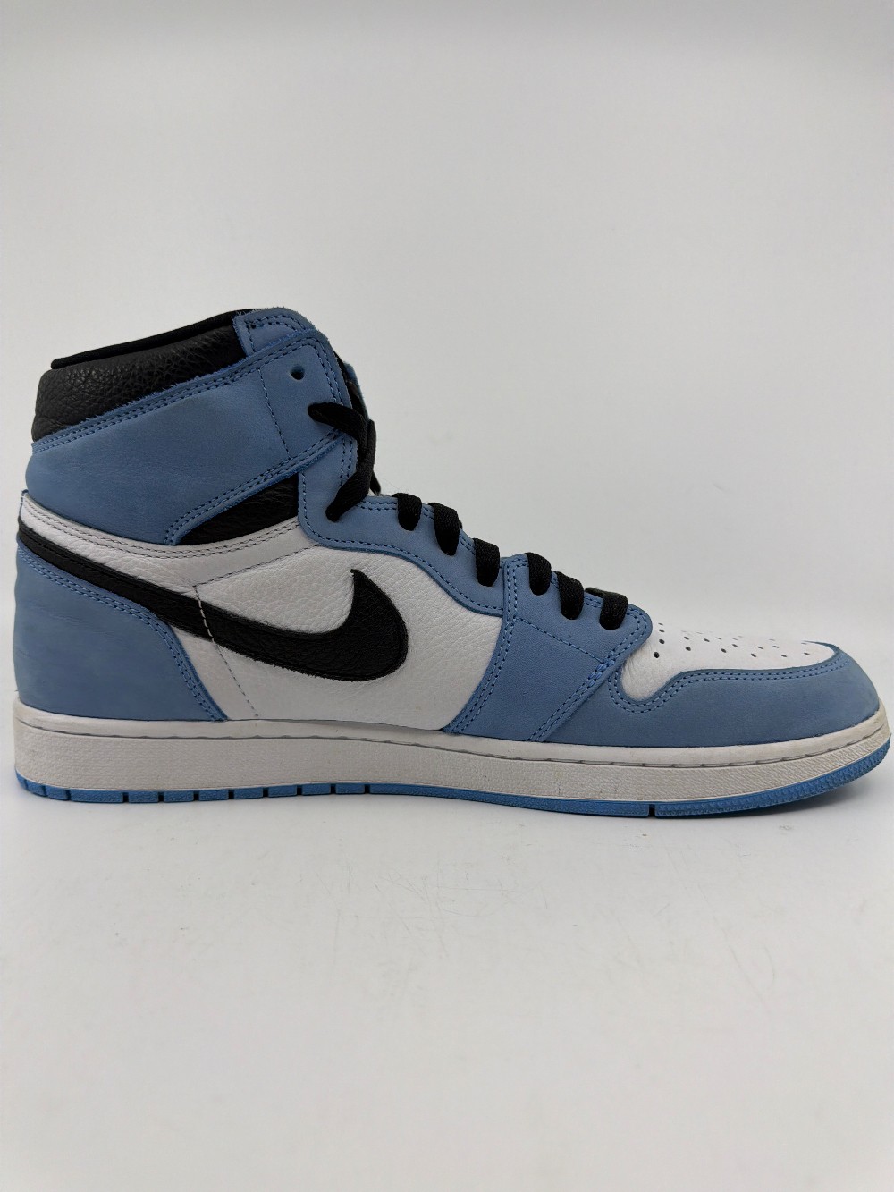 *USED/NO BOX* AJ 1 - UNIVERSITY BLUE