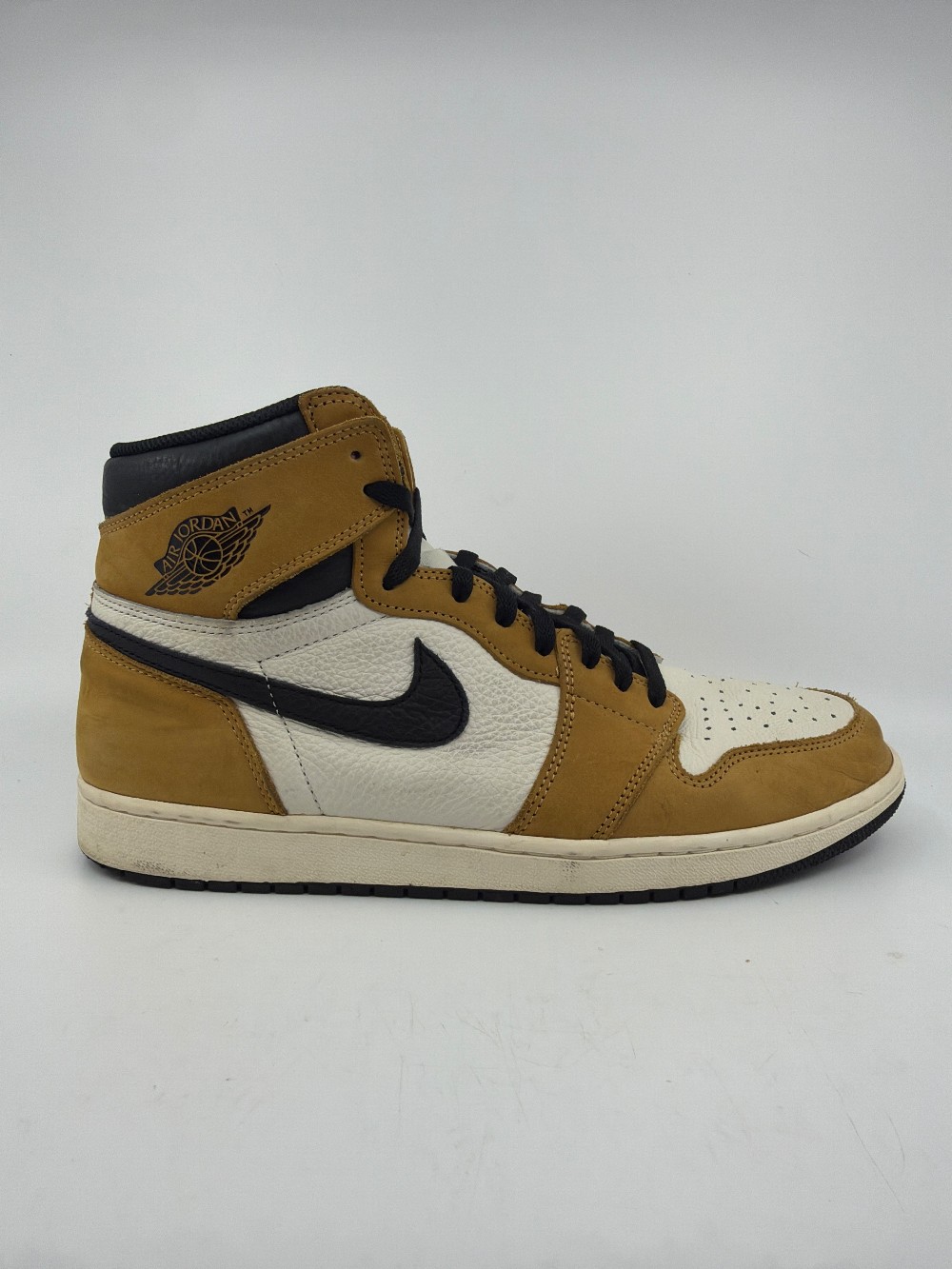 *USED/NO BOX* AJ 1 - ROOKIE OF THE YEAR
