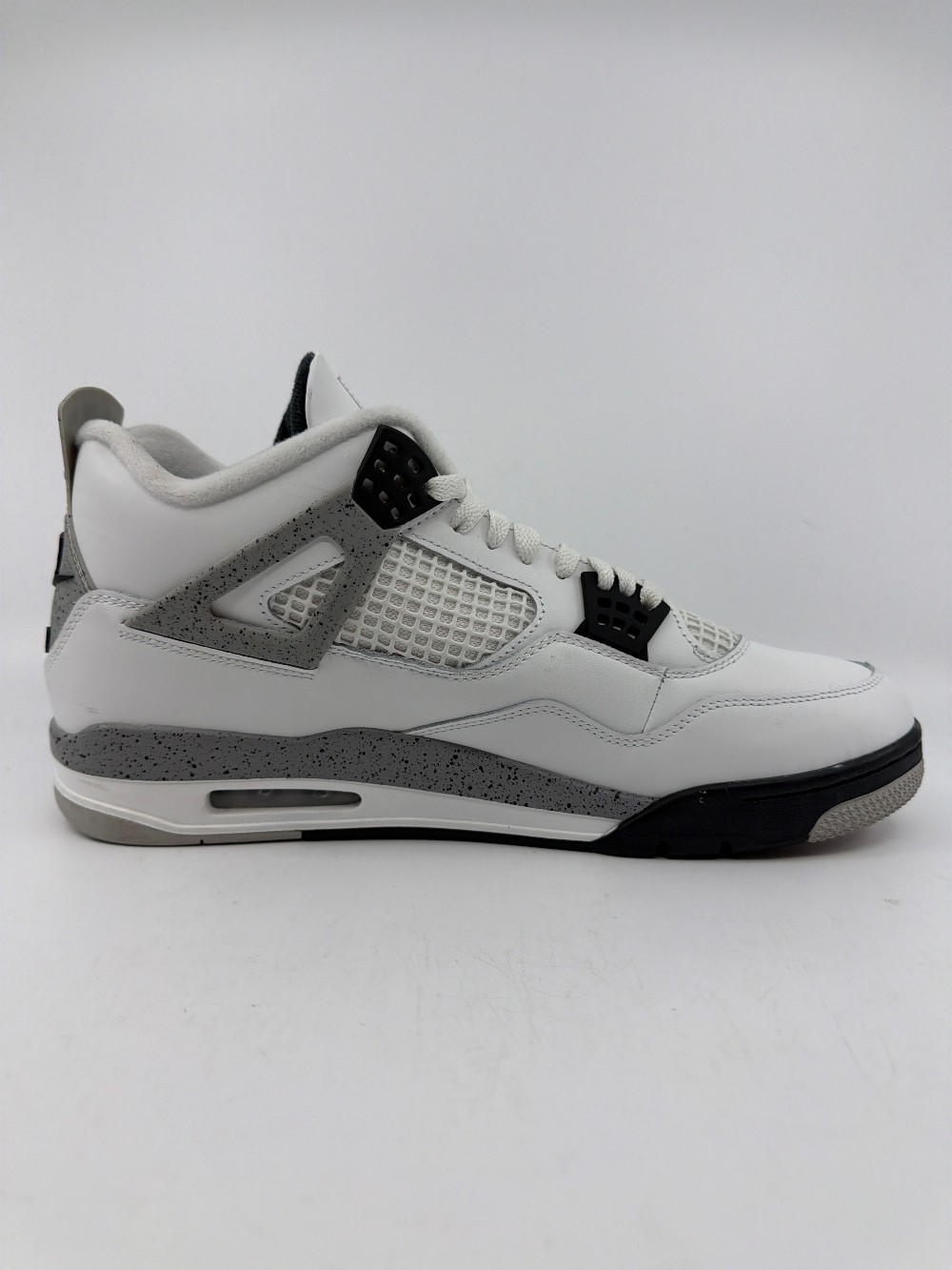 *USED/NO BOX* AJ 4 - WHITE CEMENT (2025)