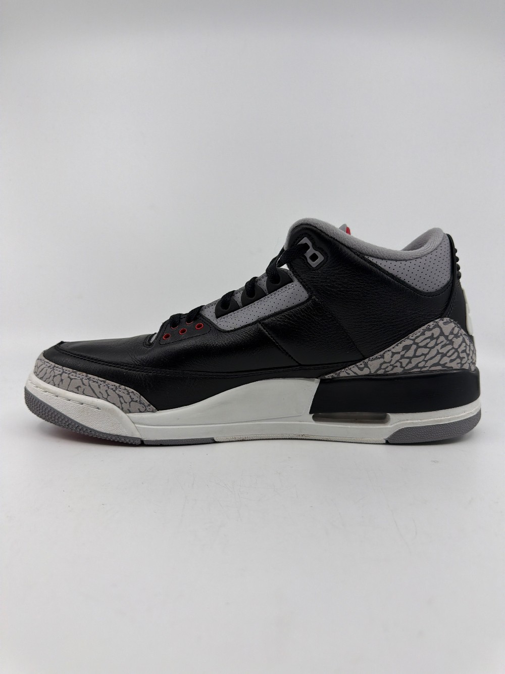 *USED/NO BOX* AJ 3 - BLACK CEMENT (2024)