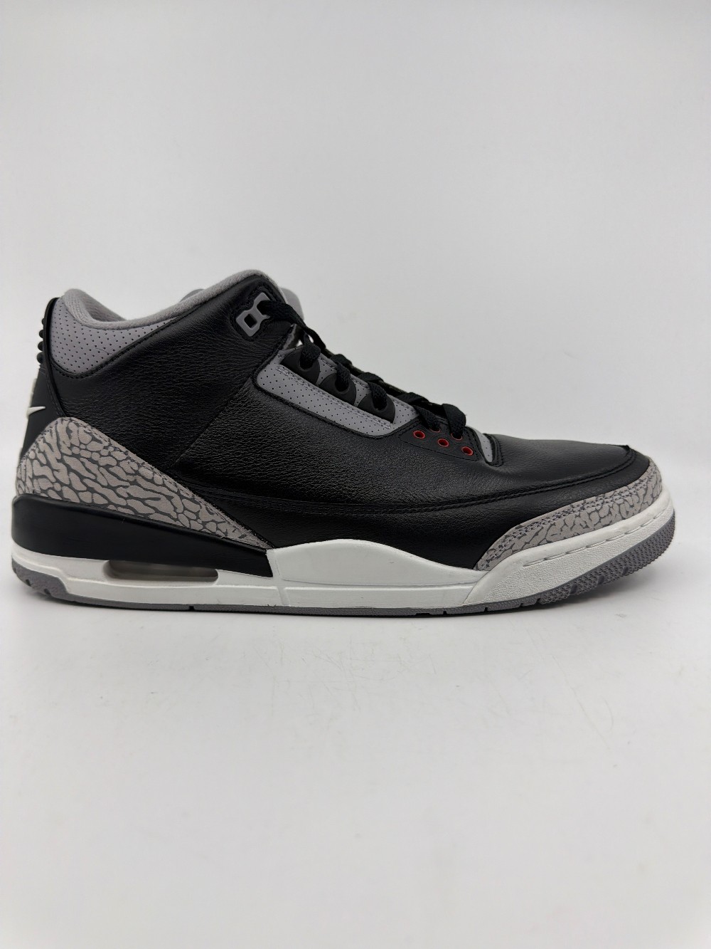 *USED/NO BOX* AJ 3 - BLACK CEMENT (2024)
