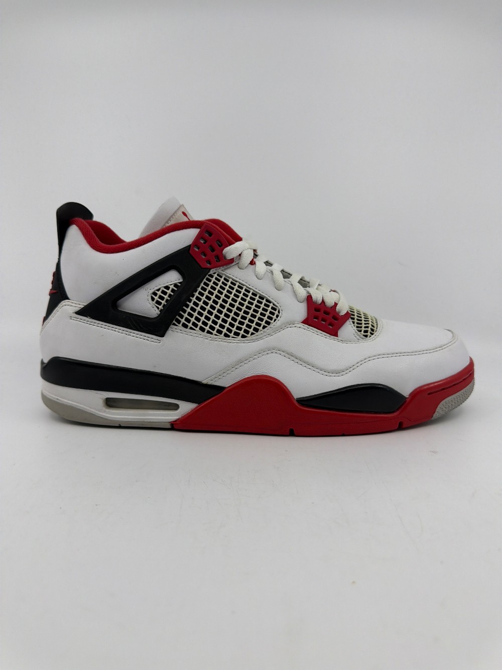 *USED/NO BOX* AJ 4 - FIRE RED (2020)