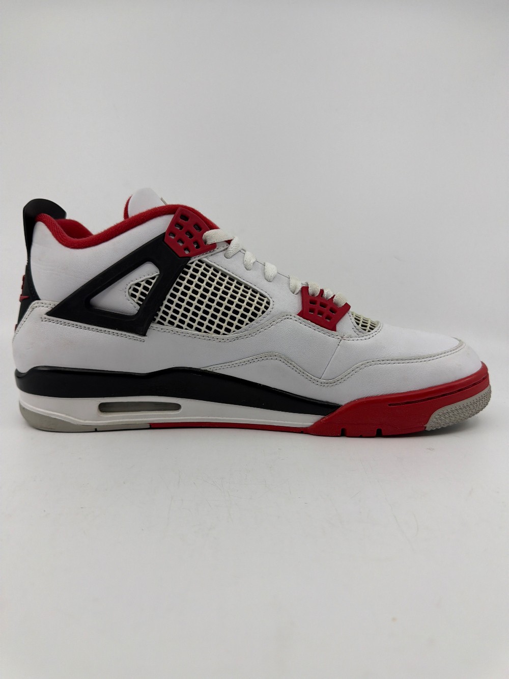 *USED/NO BOX* AJ 4 - FIRE RED (2020)