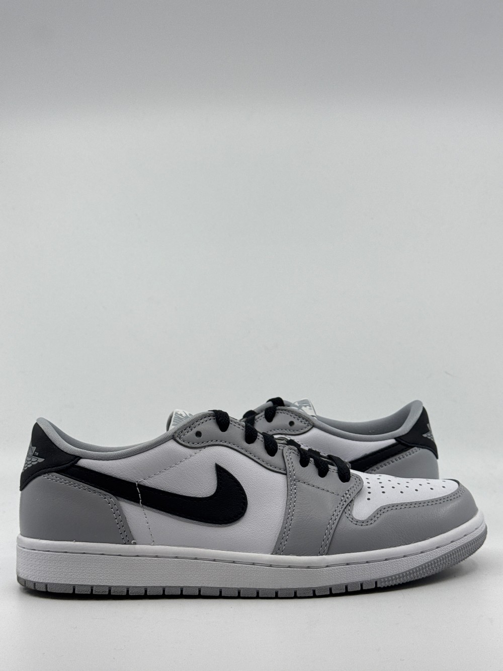 *USED* AJ 1 LOW - BARONS