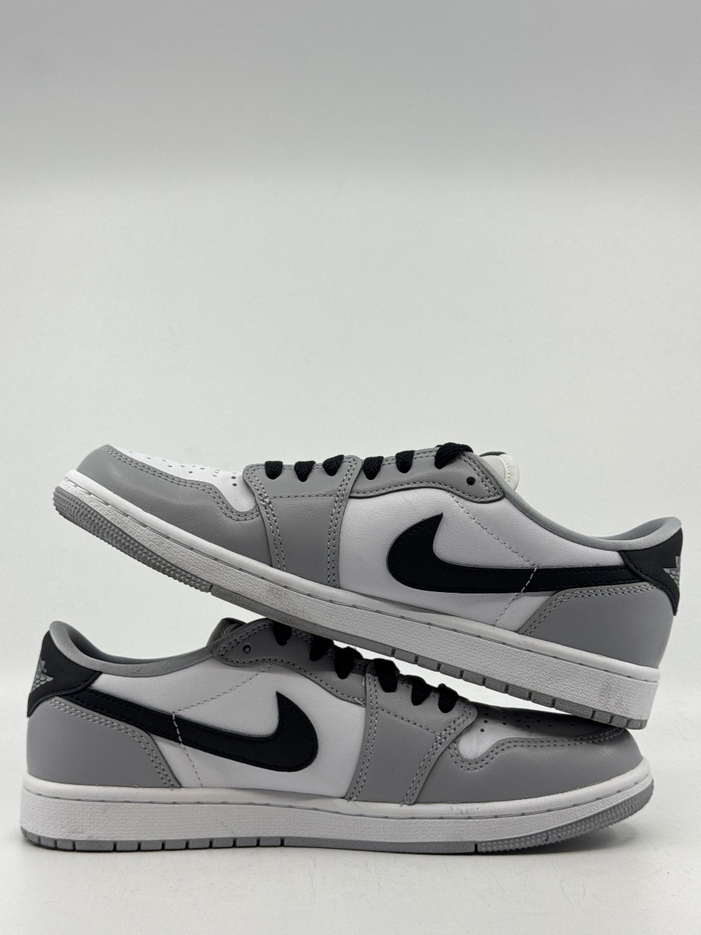 *USED* AJ 1 LOW - BARONS
