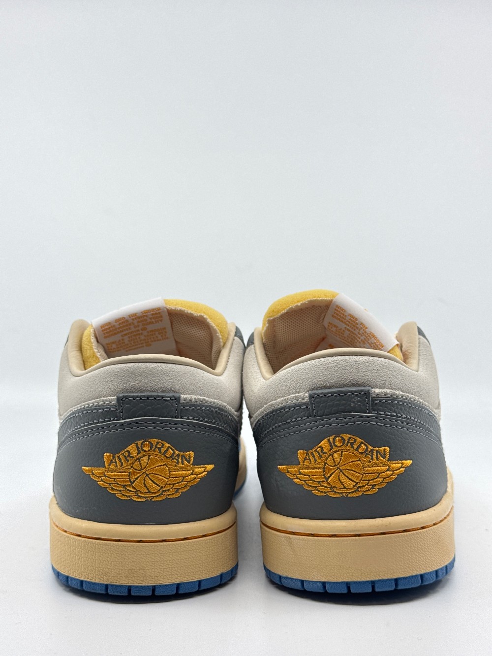 *USED* AJ 1 LOW - VINTAGE UNC GREY