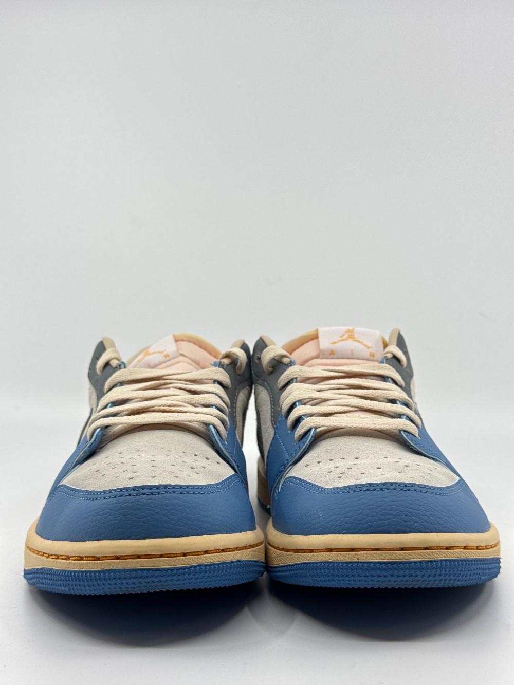 *USED* AJ 1 LOW - VINTAGE UNC GREY