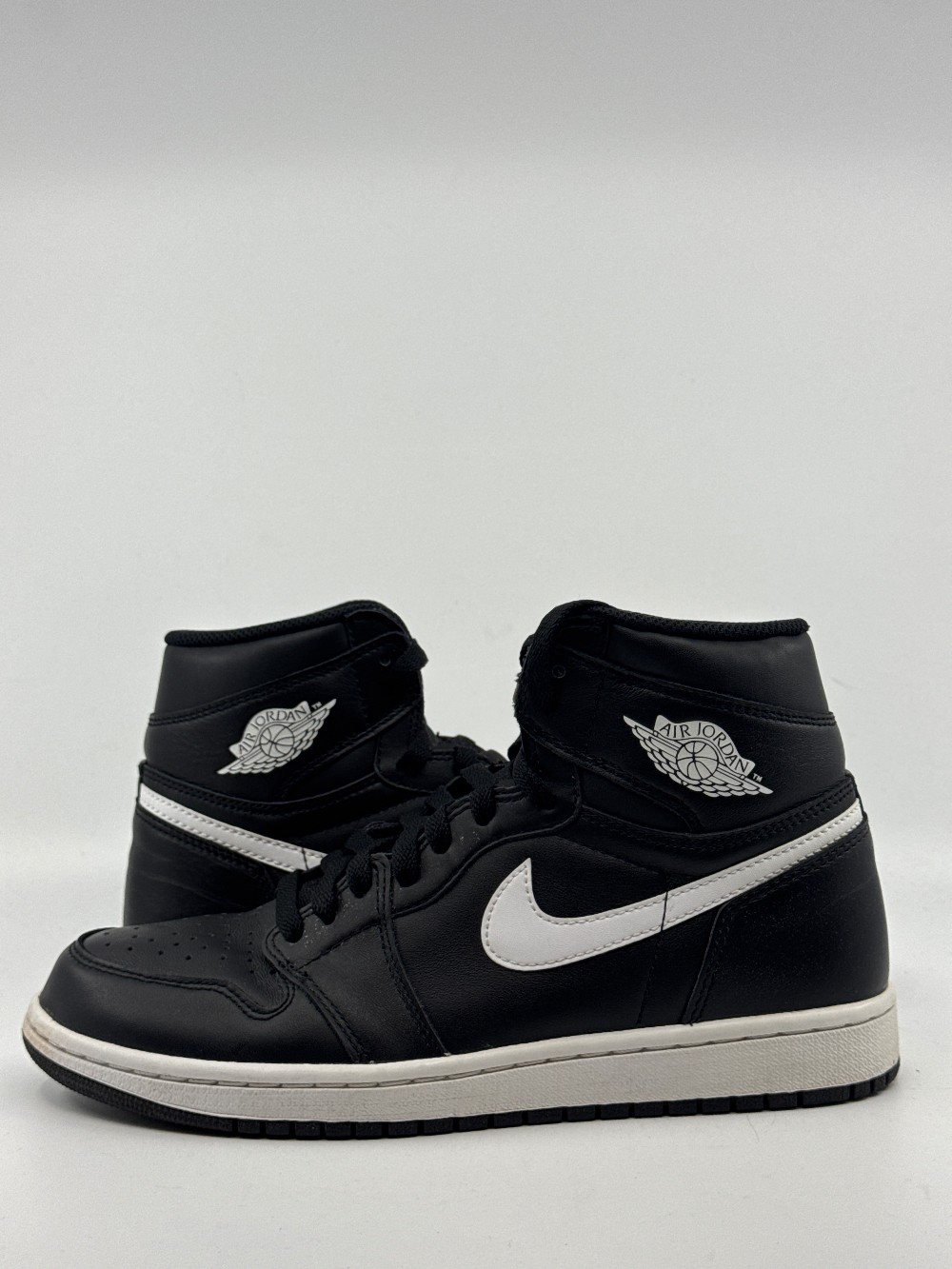 *USED/NO BOX* AJ 1 - YIN YANG BLACK (2016)