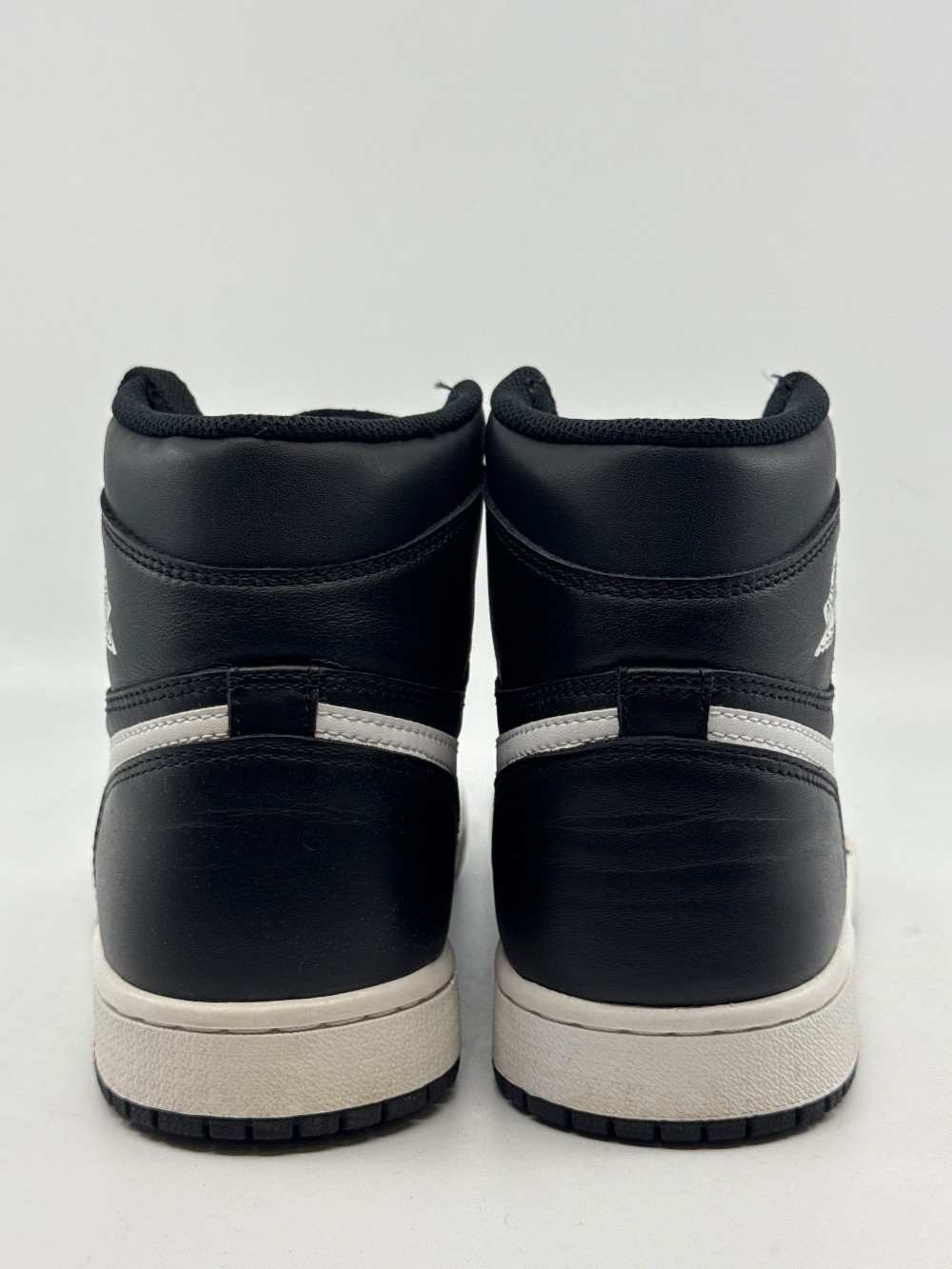 *USED/NO BOX* AJ 1 - YIN YANG BLACK (2016)