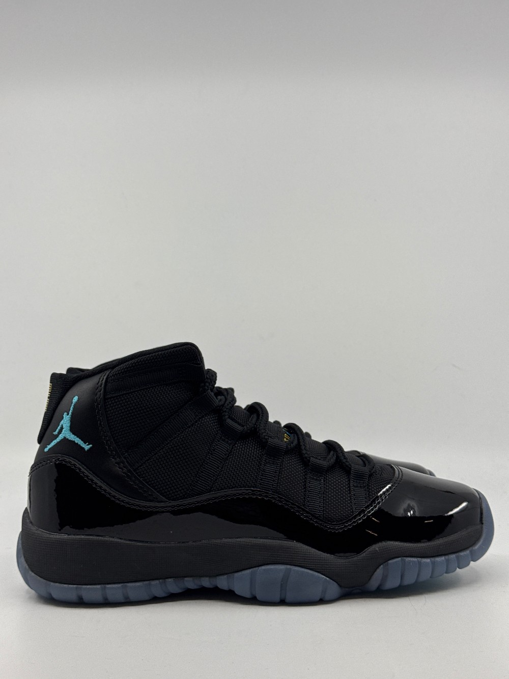 AJ 11 (GS) - GAMMA BLUE (2025)