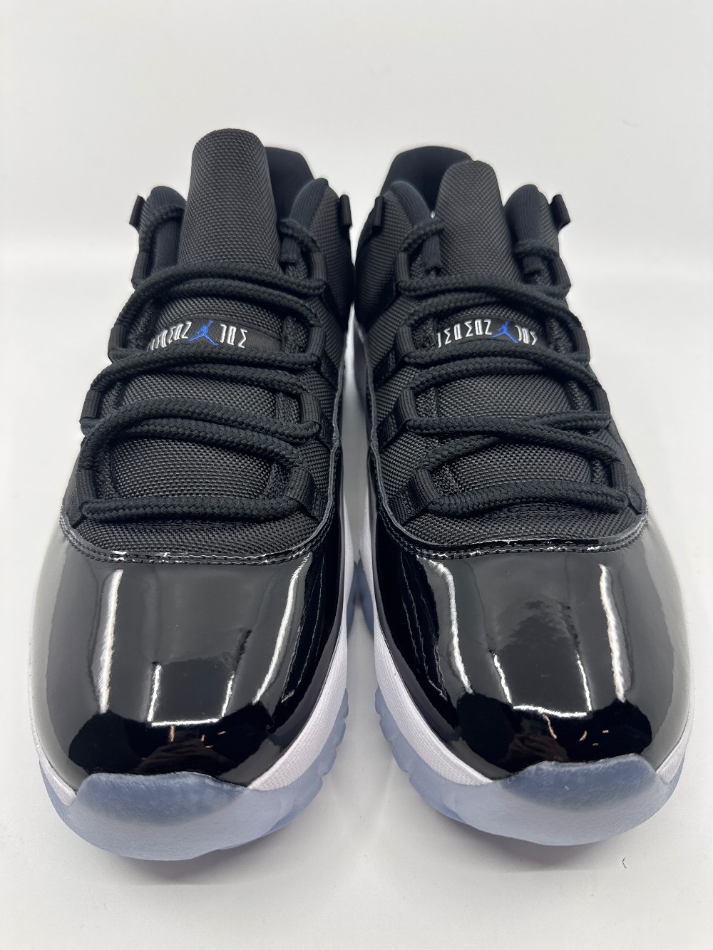 AJ 11 LOW - SPACE JAM