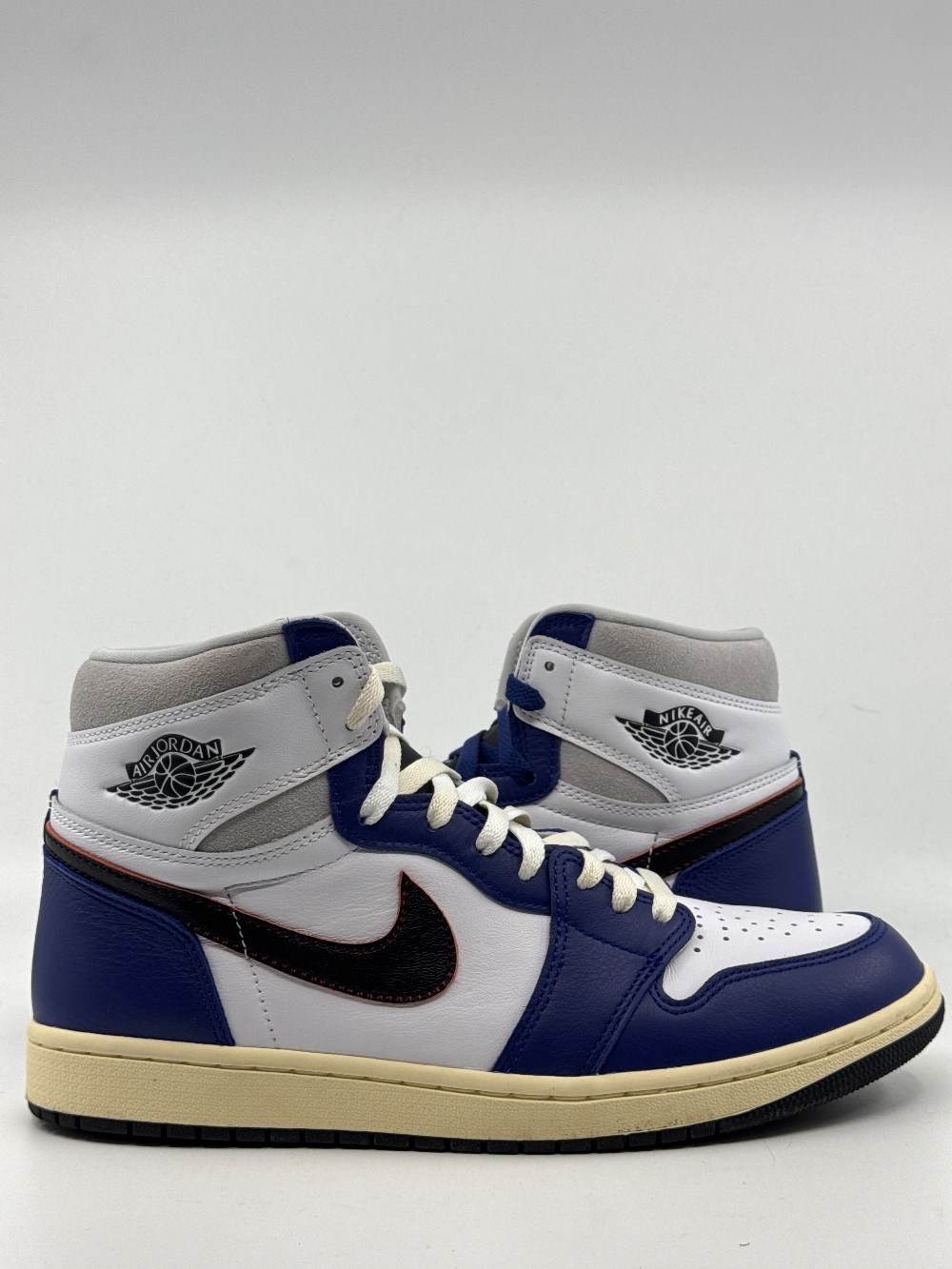 *USED* AJ 1 - RARE AIR