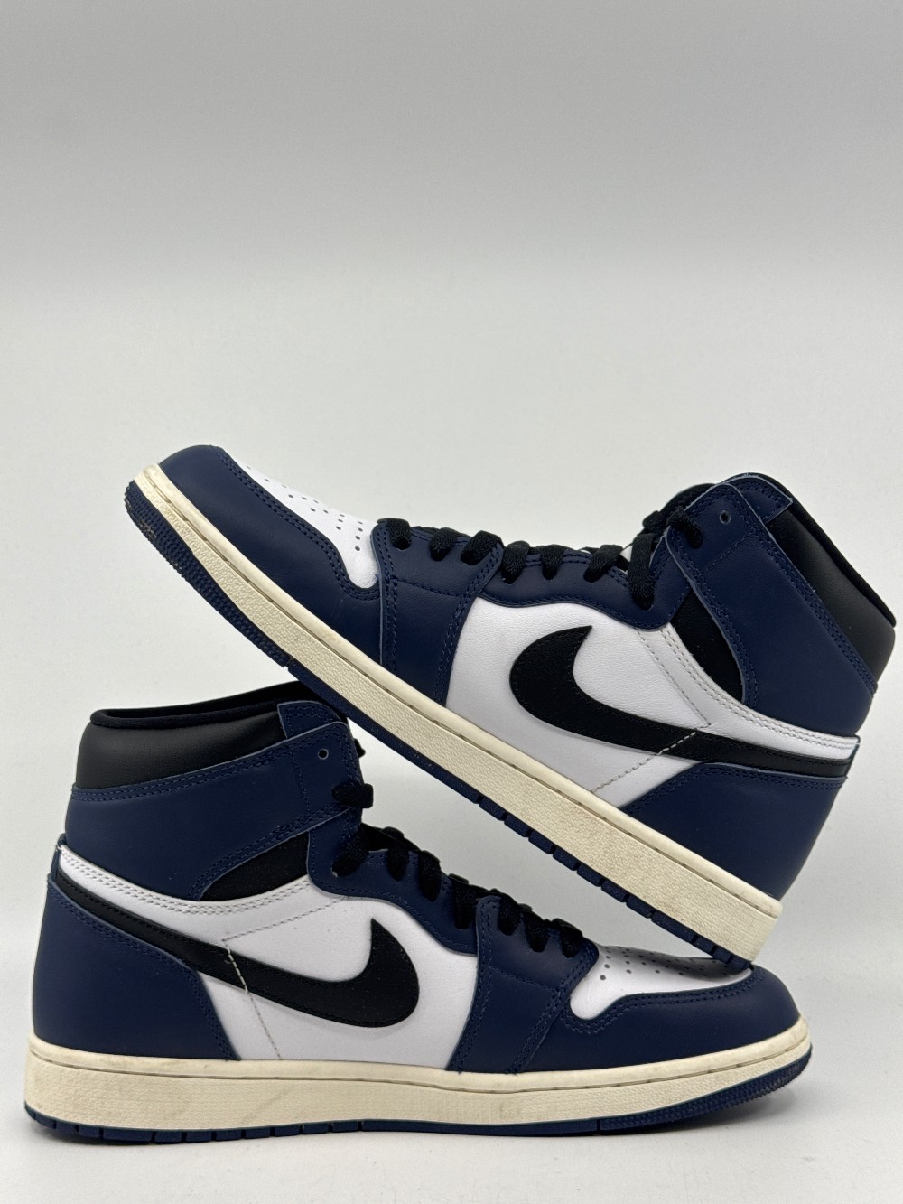 *USED* AJ 1 - MIDNIGHT NAVY