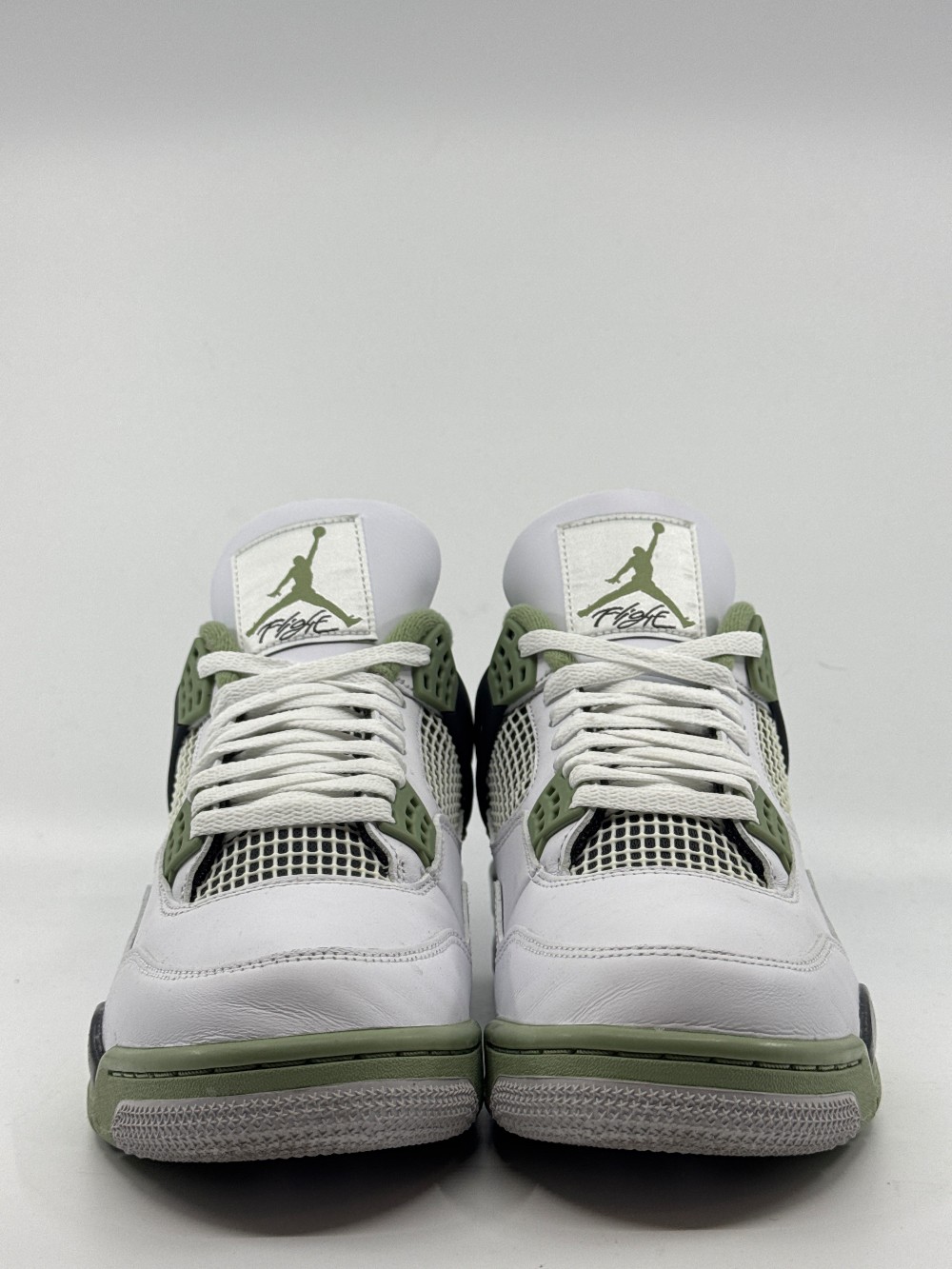 *USED* AJ 4 (W) - SEAFOAM